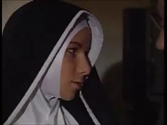 نوجوانوں se distrutta