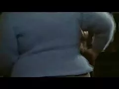 Gia Derza ہے ، مقعد سیکرٹری!