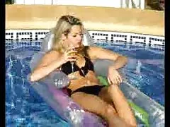 بہترین cheerleader Gia Derza سے پتہ چلتا ہے جنسی مہارت