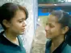 بیسد ماں چل رہی ہے کی سب سے بہترین دوست