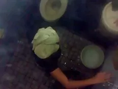 Dodg قدم مشکل بنا دیتا ہے Stepsister 'ن BFF کے لئے کام یہ!